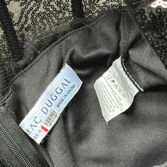 Ieena Mac Duggal Sequin Ruffled One Shoulder Gown Black Maxi Dress - Size 6 - Picture 4 of 14